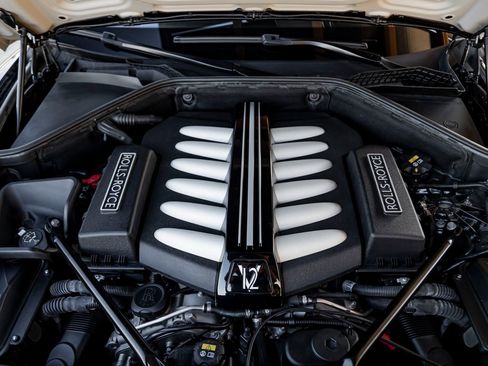 Certified 2020 Rolls-Royce Wraith image 29