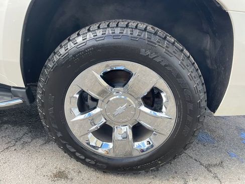 Used 2015 Chevrolet Tahoe LTZ image 18