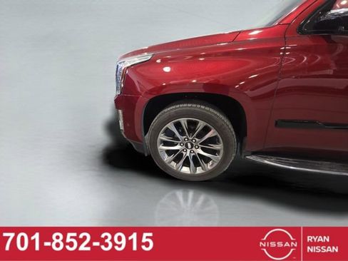 Used 2019 Cadillac Escalade Luxury w/ Escalade Sport Edition image 23