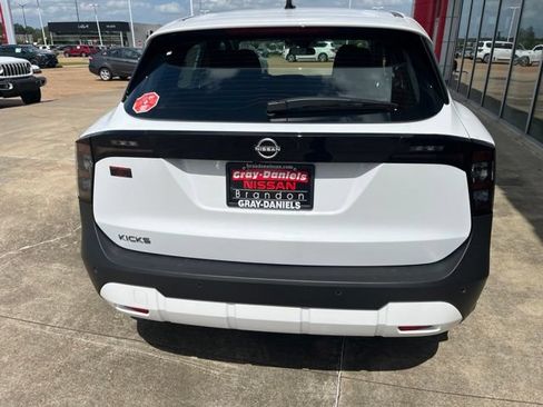 New 2026 Nissan Kicks S FWD image 3
