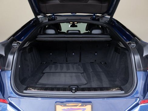 Used 2022 BMW X6 M50i w/ Executive Package image 14