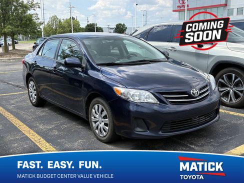 Used 2013 Toyota Corolla LE FWD image 1