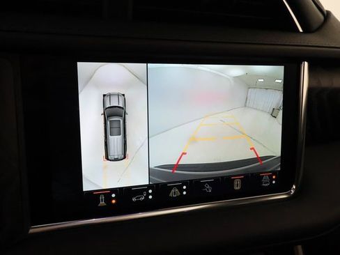 Used 2024 GMC Yukon Denali w/ Advanced Technology Package image 15