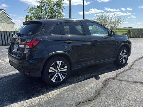Used 2021 Mitsubishi Outlander Sport ES image 4