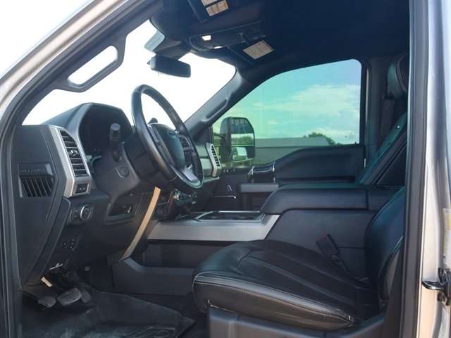 Used 2021 Ford F250 Platinum w/ FX4 Off-Road Package AWD/4WD image 16