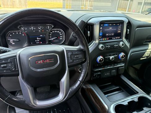 Used 2020 GMC Sierra 1500 Elevation AWD/4WD image 12