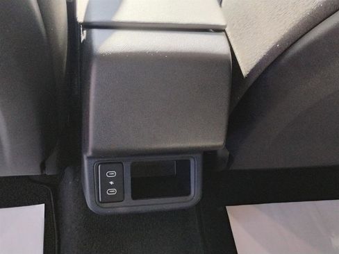Used 2025 Kia K4 FWD image 15