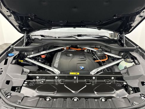New 2026 BMW X5 xDrive50e w/ M Sport Package AWD/4WD image 20