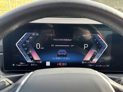 Certified 2024 BMW 330i Sedan image 21