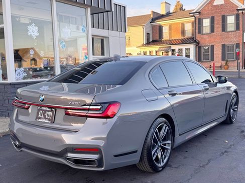 Used 2020 BMW 750i xDrive w/ Autobahn Package image 8
