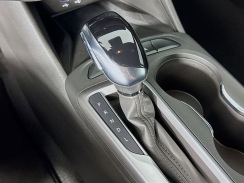 Used 2025 Buick Envista Preferred w/ Convenience I Package FWD image 17