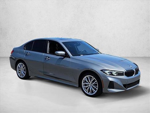 Certified 2023 BMW 330i Sedan w/ Premium Package RWD image 3