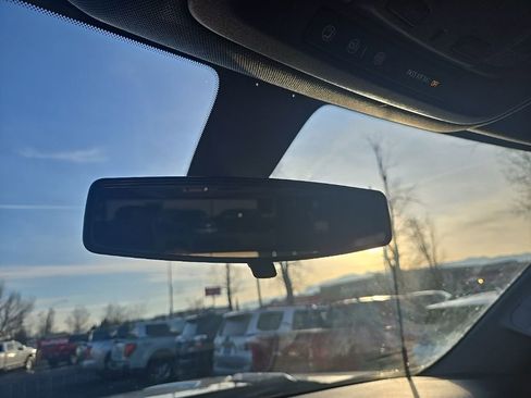 Used 2022 Chevrolet Silverado 3500 LT w/ Convenience Package image 24