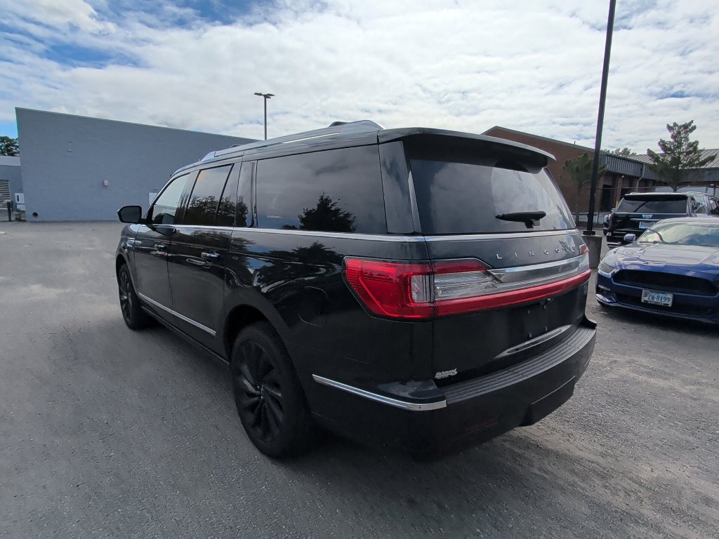 Used 2020 Lincoln Navigator L Reserve w/ Equipment Group 208A Reserve AWD/4WD image 6
