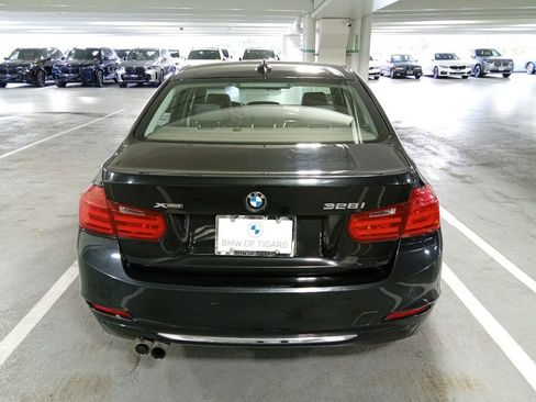 Used 2013 BMW 328i xDrive Sedan AWD/4WD image 6