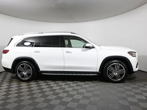 Used 2023 Mercedes-Benz GLS 450 4MATIC image 8
