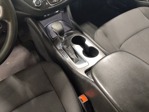 Used 2022 Chevrolet Malibu LS FWD image 26
