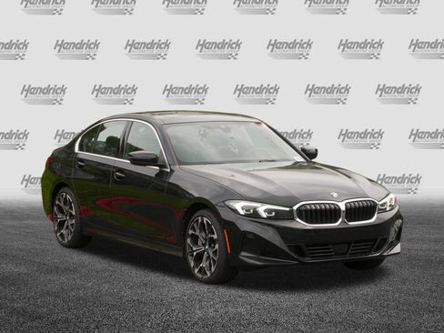 Certified 2025 BMW 330i Sedan RWD image 2
