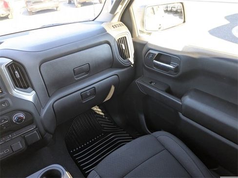 Certified 2024 Chevrolet Silverado 1500 Custom image 16