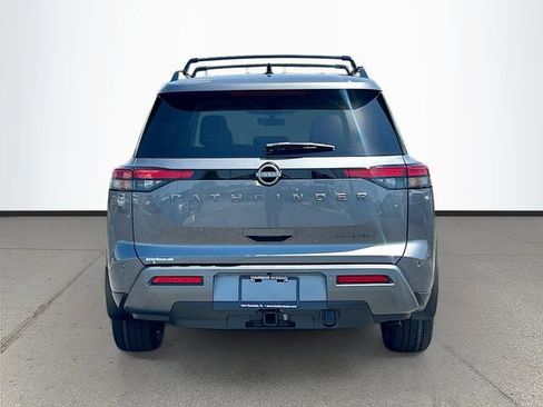 New 2026 Nissan Pathfinder Platinum FWD image 28