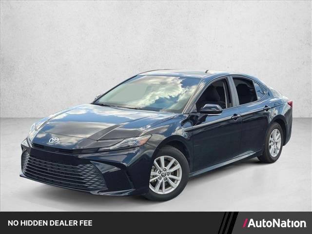 Used 2025 Toyota Camry LE FWD image 1