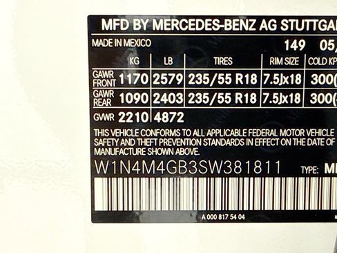 Used 2025 Mercedes-Benz GLB 250 image 29