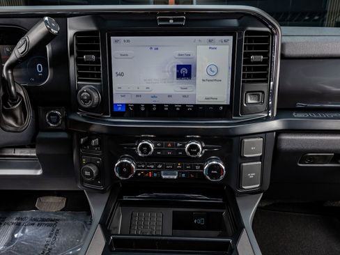 Used 2026 Ford F250 Lariat w/ Black Appearance Package image 25