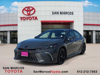 Used 2025 Toyota Camry SE w/ Convenience Package