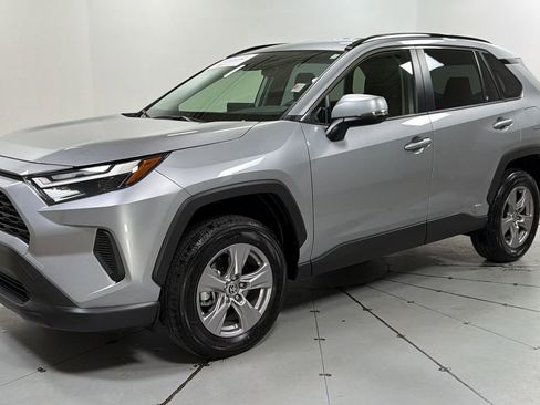 Certified 2025 Toyota RAV4 LE image 1