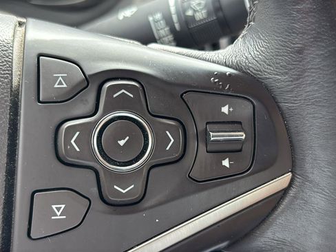 Used 2014 Buick LaCrosse Leather FWD image 26
