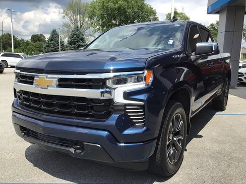 Used 2022 Chevrolet Silverado 1500 LT AWD/4WD image 13