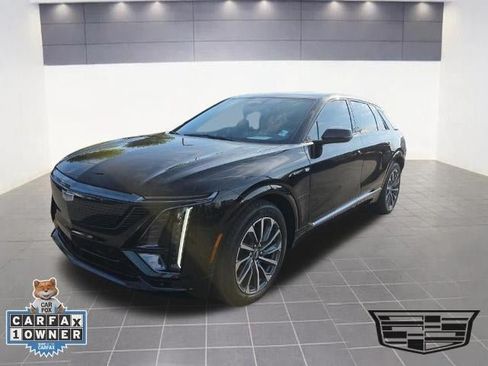 Certified 2025 Cadillac Lyriq Sport AWD/4WD image 1