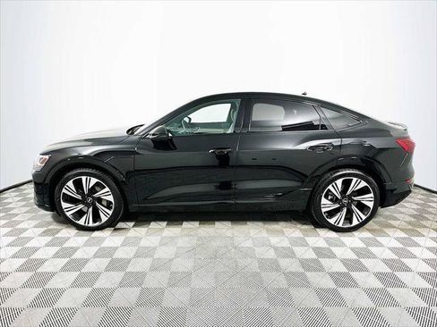 Certified 2024 Audi Q8 e-tron Prestige w/ Prestige Package AWD/4WD image 4