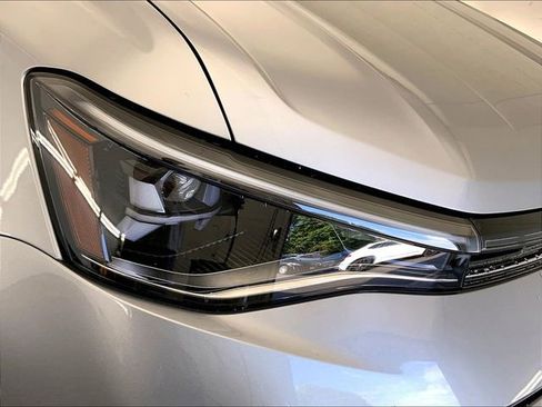 Used 2025 Volkswagen Taos S FWD image 10