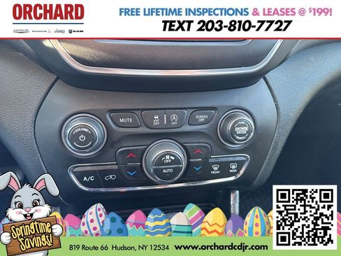 Used 2022 Jeep Cherokee Trailhawk w/ Sun, Sound & Nav Group image 30