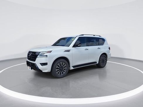 Used 2024 Nissan Armada SL w/ Midnight Edition Package image 4