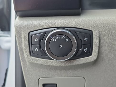 Used 2019 Ford F150 XL w/ Equipment Group 101A Mid AWD/4WD image 15