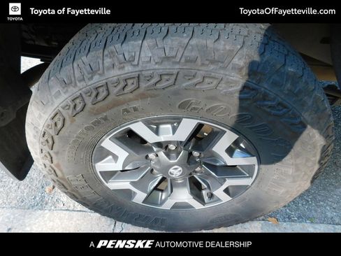 Used 2023 Toyota Tacoma TRD Off-Road AWD/4WD image 7