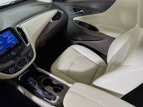 Used 2022 Chevrolet Malibu Premier image 23