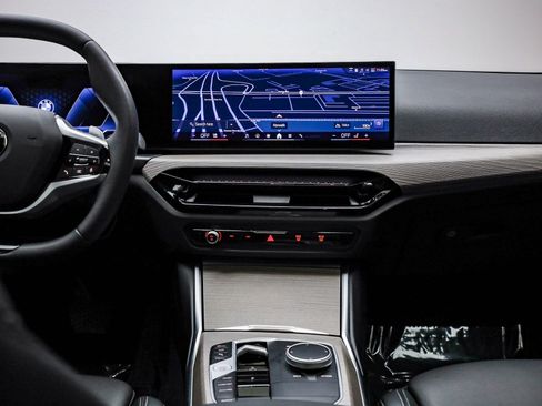 Certified 2025 BMW 330i Sedan image 14