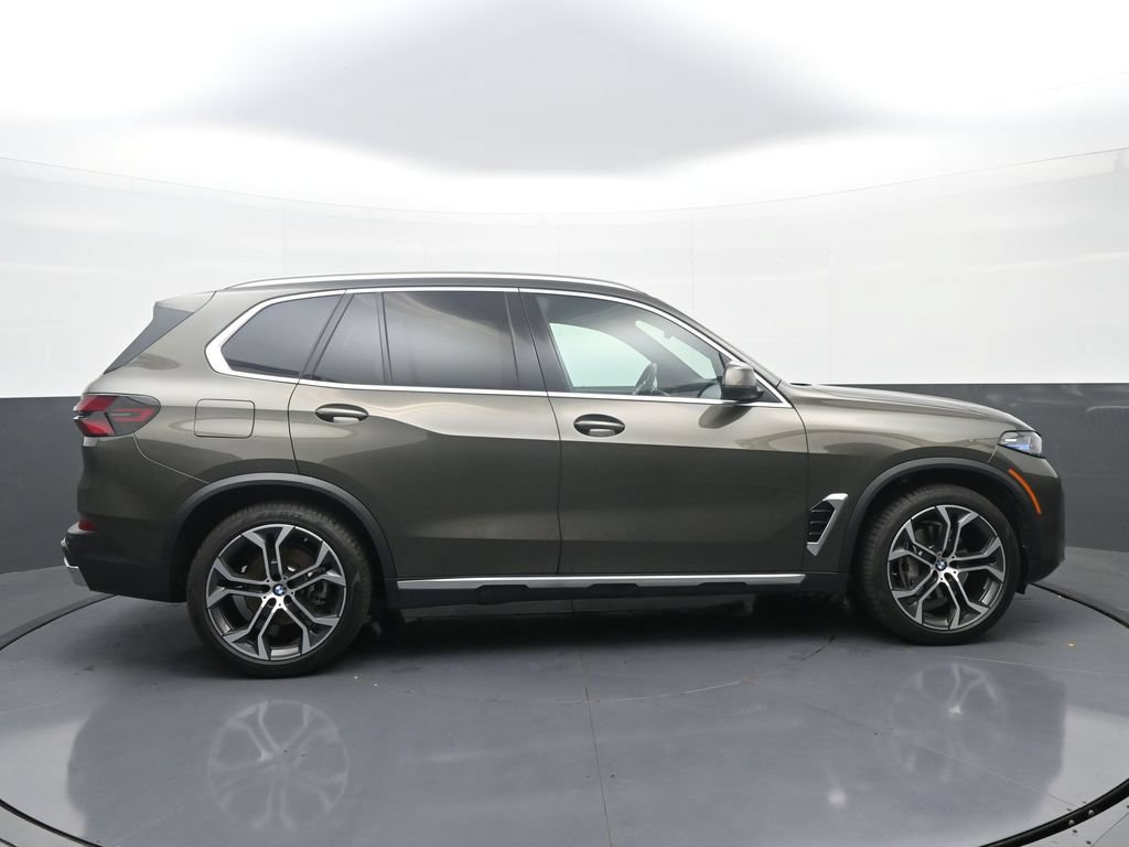 Used 2026 BMW X5 xDrive40i AWD/4WD image 8