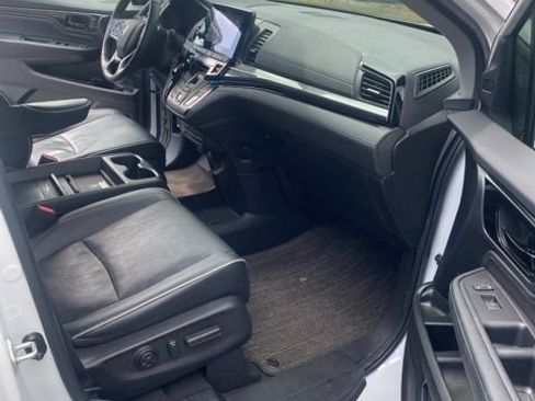 Used 2022 Honda Odyssey Elite image 25