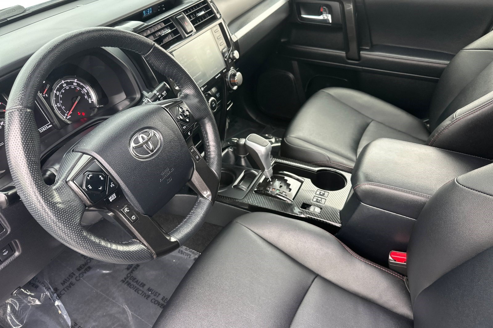 Used 2023 Toyota 4Runner TRD Off-Road Premium w/ Moonroof Package AWD/4WD image 4
