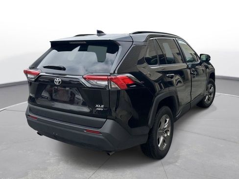 Certified 2025 Toyota RAV4 XLE AWD/4WD image 6