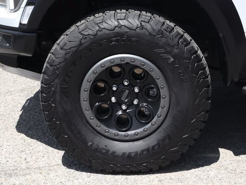 Used 2025 Ford F150 Raptor AWD/4WD image 57