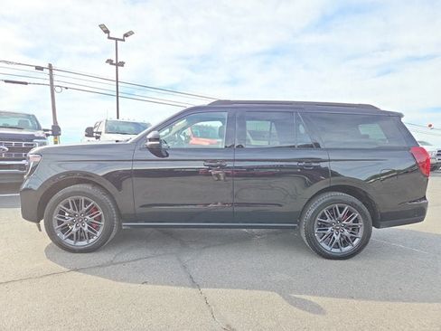 Used 2025 Ford Expedition Platinum w/ Stealth Performance Package AWD/4WD image 3