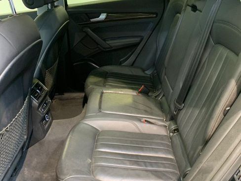 Used 2019 Audi Q5 2.0T Premium Plus w/ Premium Plus Package AWD/4WD image 40