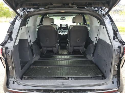 Used 2021 Toyota Sienna LE FWD image 7
