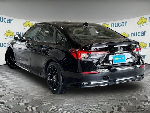 Used 2025 Honda Civic Sport image 4