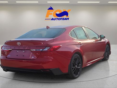 New 2026 Toyota Camry SE image 4